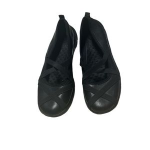 Clark’s Privo Black Flats W/ Elastic Cross Band Size 6